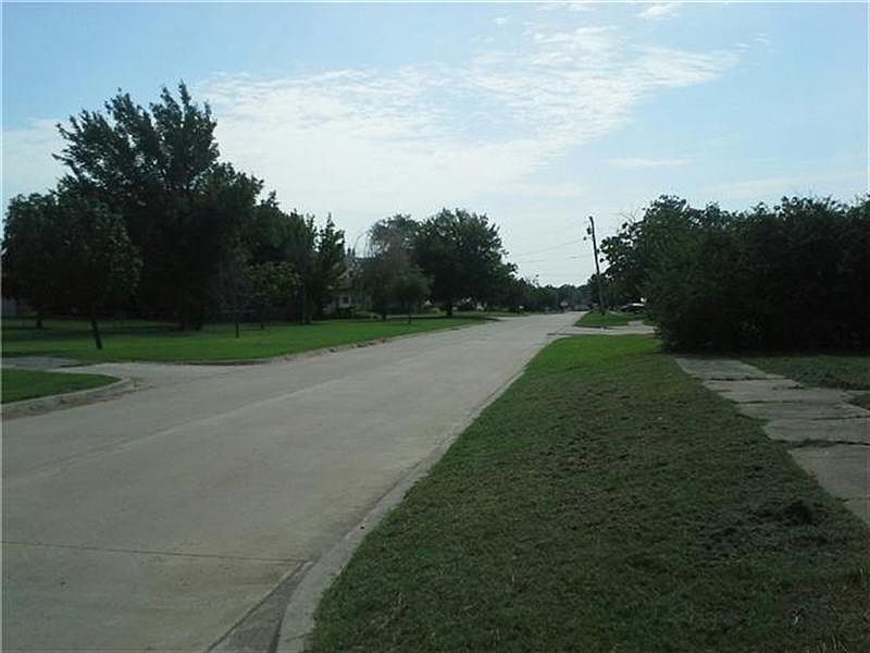 1st image of 356 W Monroe Ave