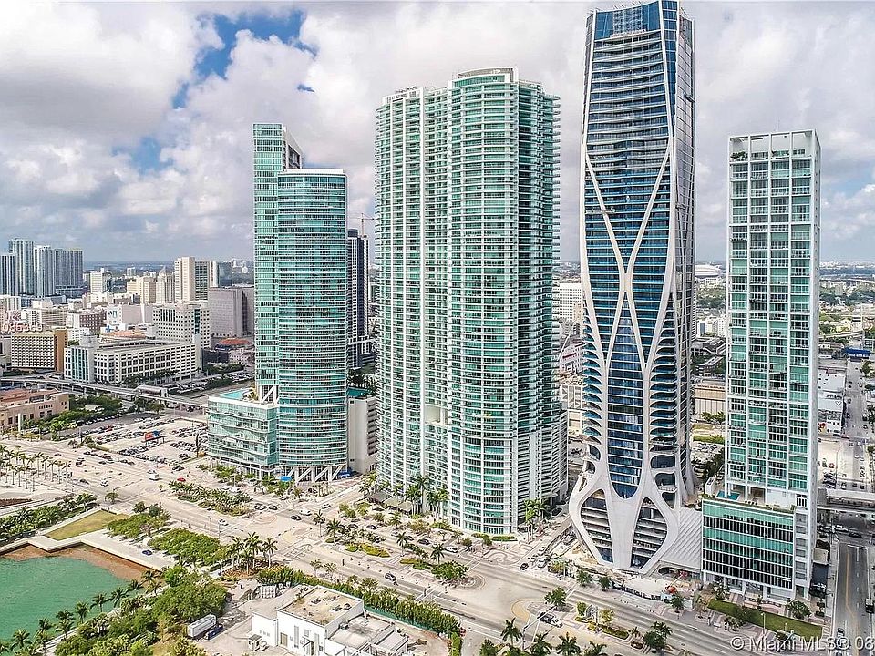 1st image of 900 Biscayne Blvd APT 5010