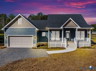 236 Blackwells Wharf Rd, Burgess, VA 22432