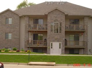 2884 Coral Ct APT 101, Coralville, IA 52241