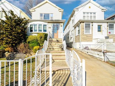 3163 Rawlins Avenue, Bronx, NY, 10465