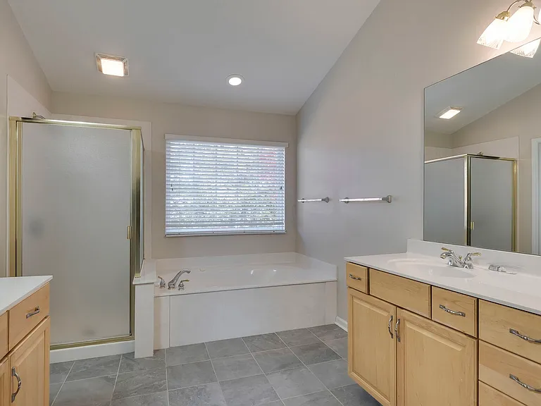 1812 Apple Ridge Cir — Photo 22