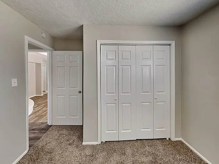 809 Lochmoor Ln — Photo 14