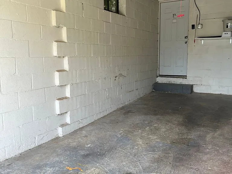 112 Bellanca Ave — Photo 19