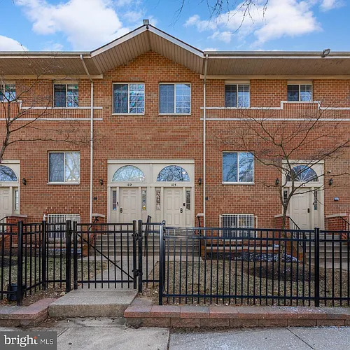 2751 Pennsylvania Ave #B103 Photo 1