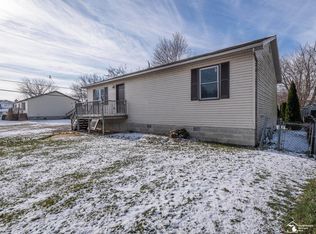 4235 D Ave, Newport, MI 48166