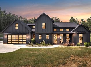 235 Center Dr, Taylors, SC 29687