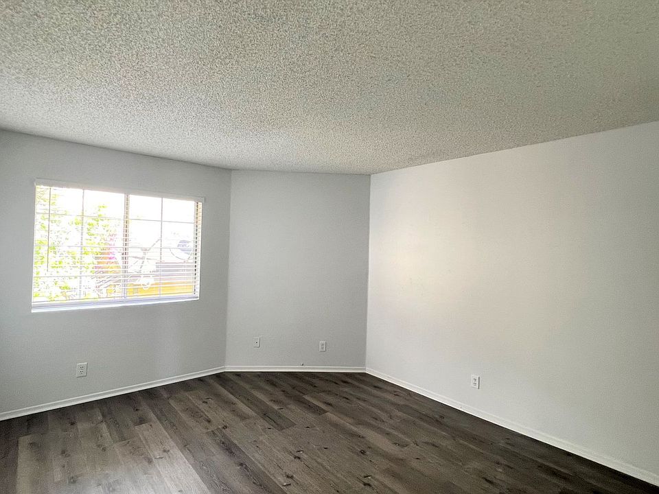 1090 Newport Avenue Apartments - Long Beach, CA | Zillow