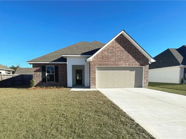 30737 Rowley Dr, Lacombe, LA 70445