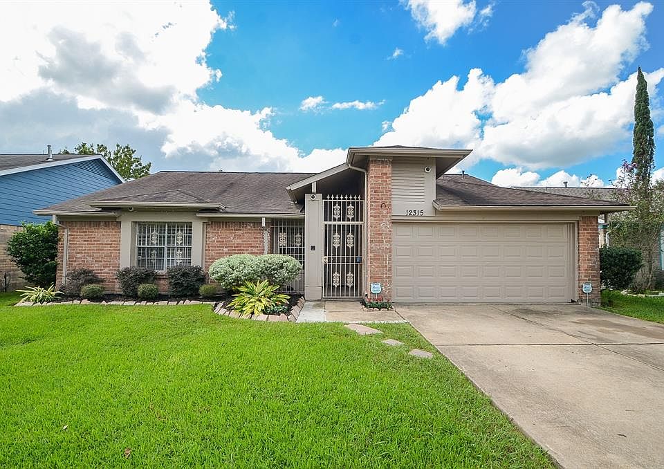 1st image of 12315 Tambourine Dr