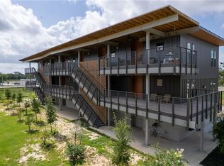 101 W 33rd St #303, Bryan, TX 77803