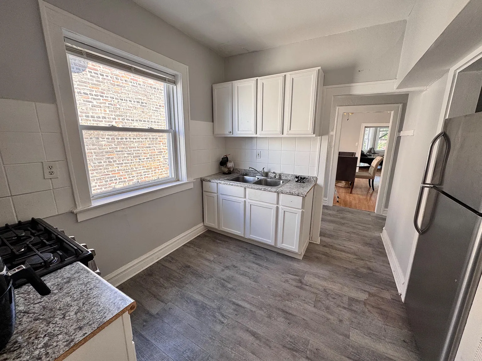 2 bed, 1.0 bath, 1400 sqft, $866 — Photo 4