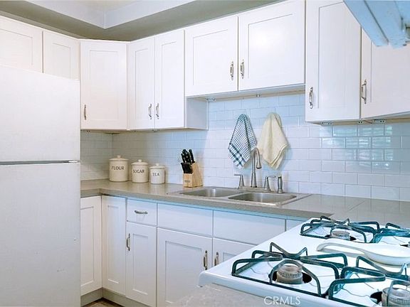 5th image of 4700 Clair Del Ave APT 652