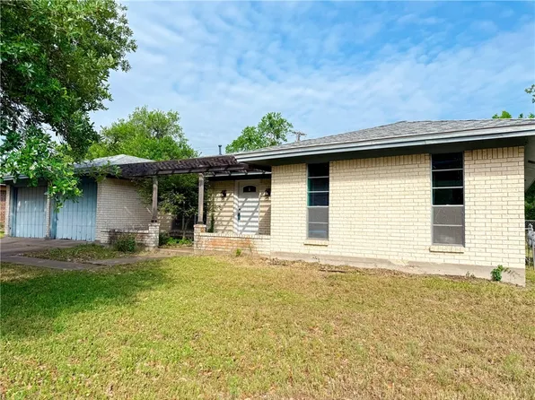 1509 Barak Ln, Bryan, TX 77802