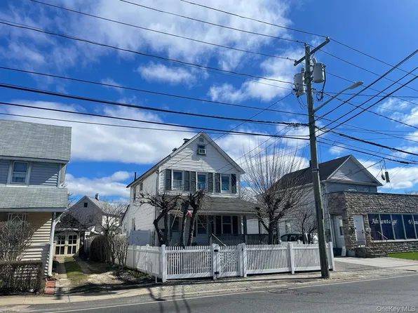 78 New Hyde Park Road, Franklin Square, NY 11010