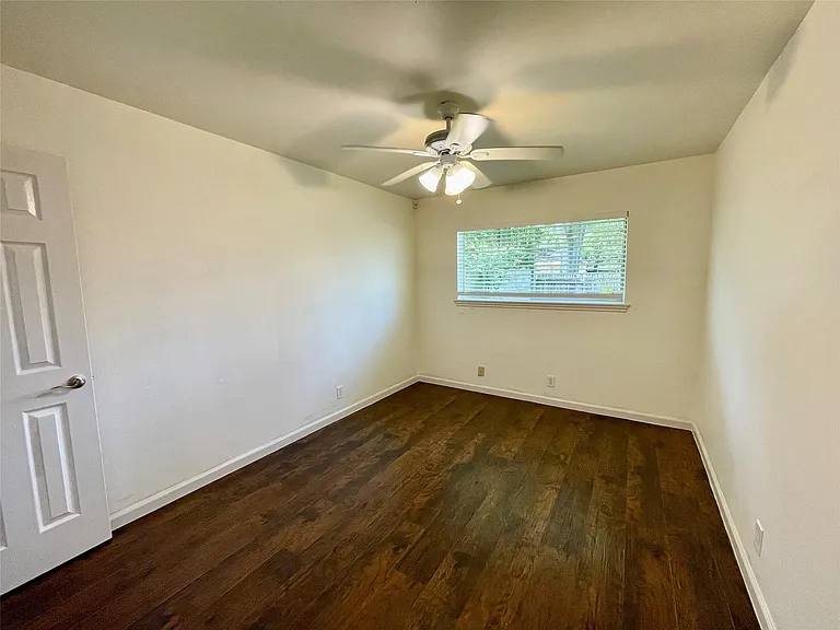 5375 Little John Ln — Photo 17