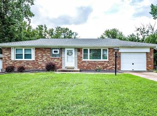 188 Bridgeview Ln, Saint Louis, MO