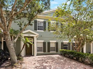 2462 Caravelle Cir, Kissimmee, FL 34746