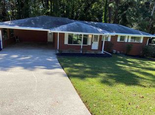 4001 Elmscourt Dr, Stone Mountain, GA 30083