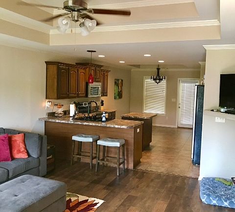 3rd image of 5002 Smithfield Cir