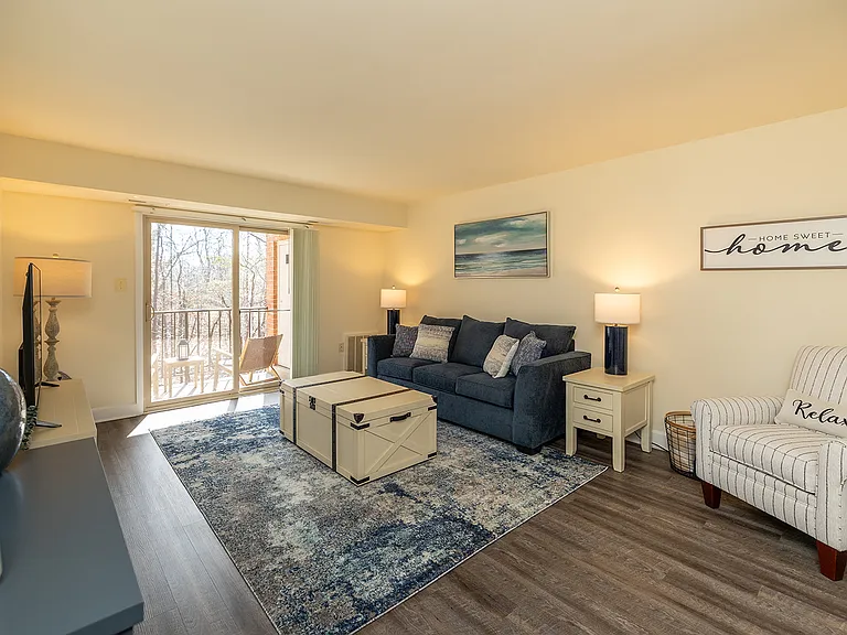 Liberty Gardens Apartments — Photo 1