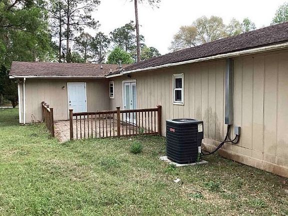 4th image of 11 Grant Ln