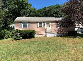 10 Ridgecrest Dr, Hudson, NH 03051