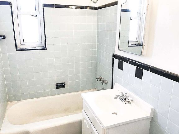 5th image of 8511 34th Ave APT 1C