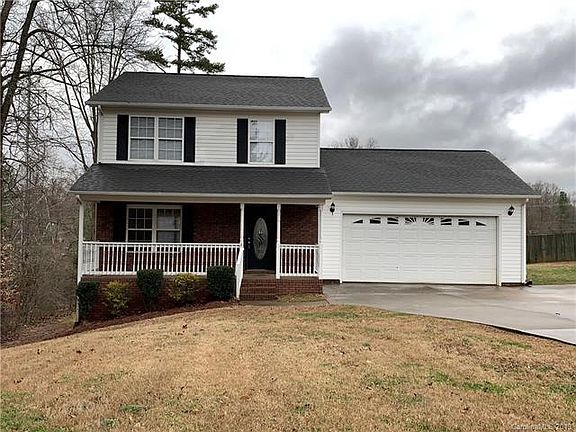 2nd image of 1016 Mays Ct