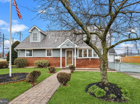 1404 Nancy Dr, Croydon, PA 19021