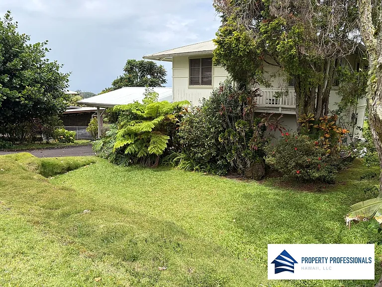 109 Manulele St — Photo 12