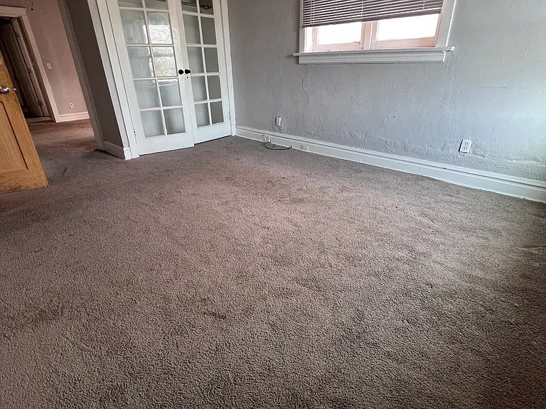 5805 S Broadway #2 — Photo 8