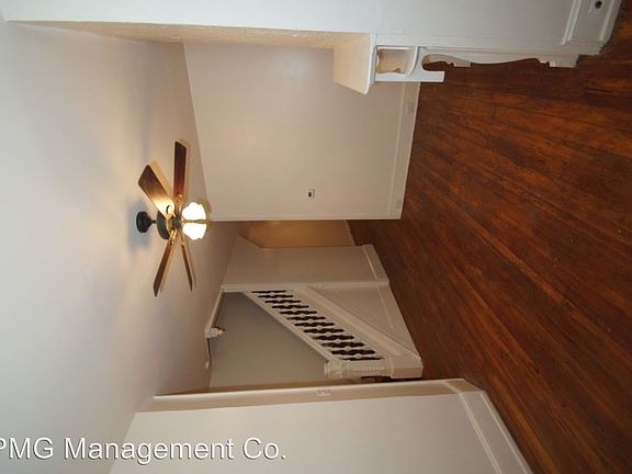 4th image of 324 N 42nd St