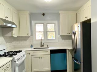 1 Clinton St #1, Haverhill, MA 01830