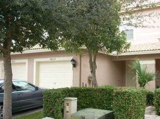 8198 Royal Palm Ct, Tamarac, FL 33321