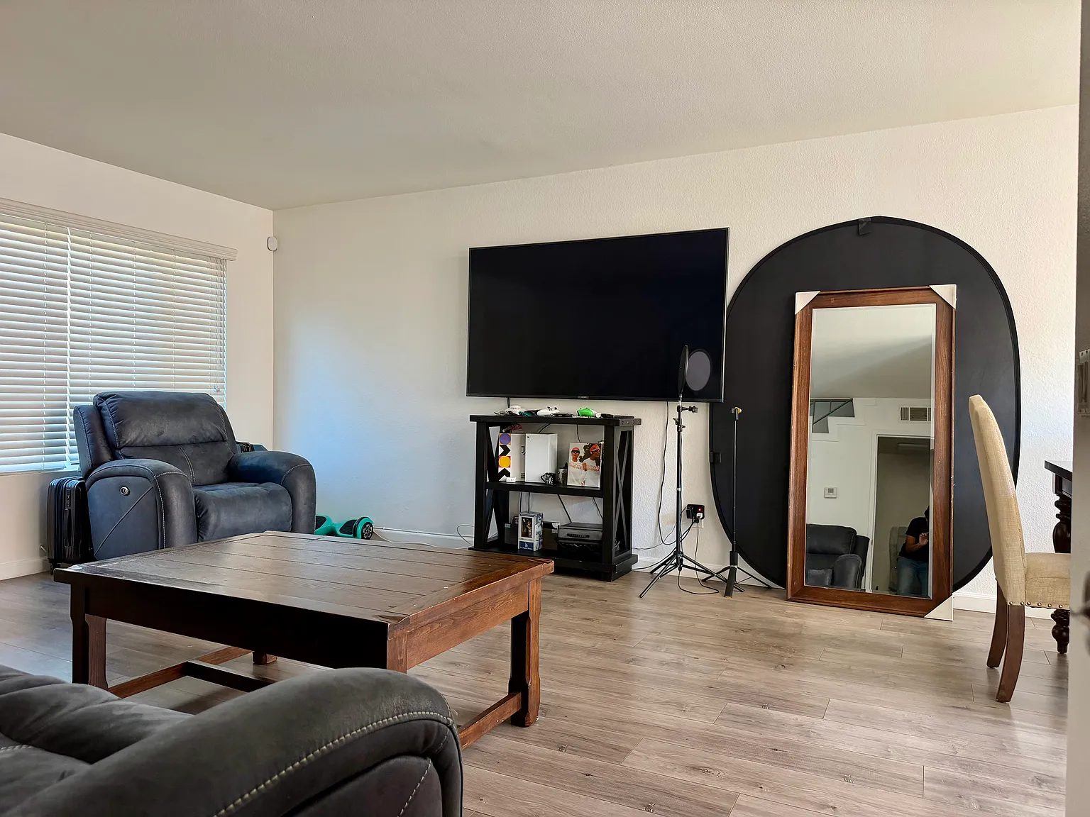 2 bed, 914 sqft, $3,500 — Photo 4