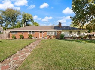 1917 Utica Pike, Jeffersonville, IN 47130