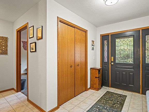 5th image of 2085 Lake Summerset Rd