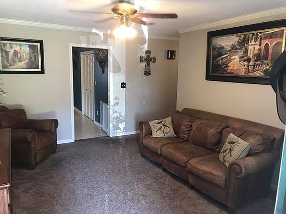 3rd image of 3502 Lewis Ln