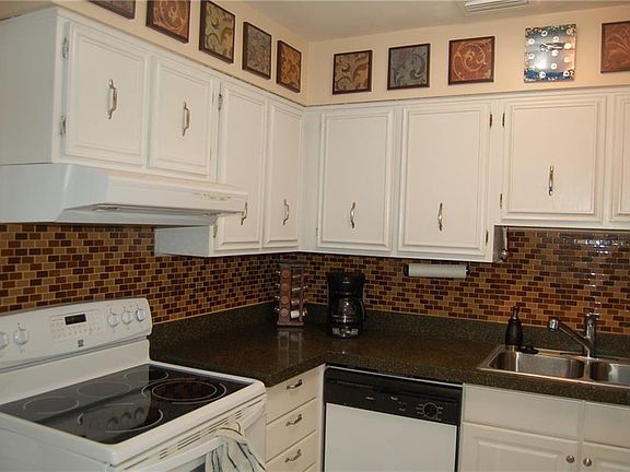 4th image of 103 Margo Ln
