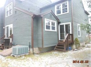 11 Rushford Meade, Granby, CT 06035