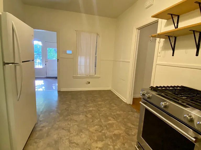 Kitchen 2