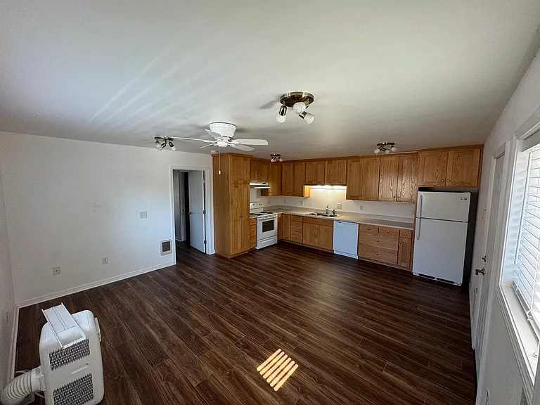 1811 17th Ave SE #1811 — Photo 4