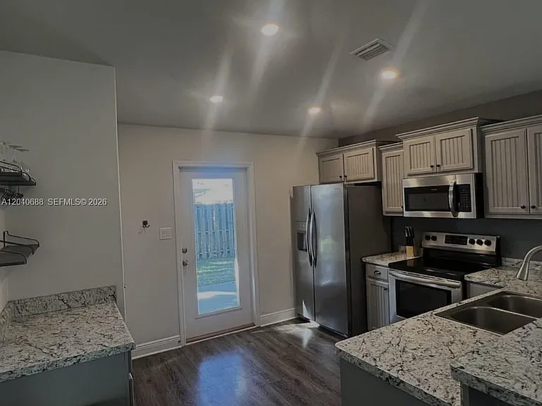 12318 Pinfish Rd — Photo 12
