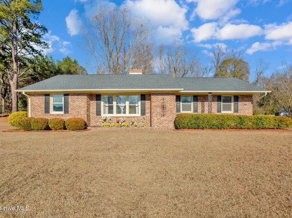 405 W Road, Lumberton, NC 28358