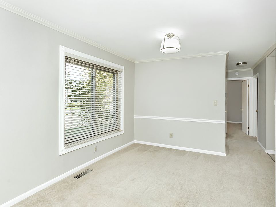 868 N Adams Rd Unit 4, photo 6