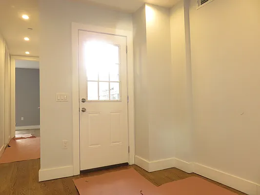 Rented by Rennit Inc. | media 11