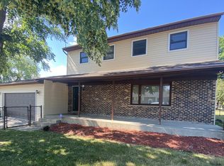 2900 Carriage Ln, Waukegan, IL 60085