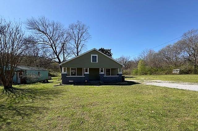 1st image of 1611 Edwards St