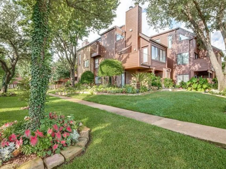 1700 Baird Farm Cir #1305